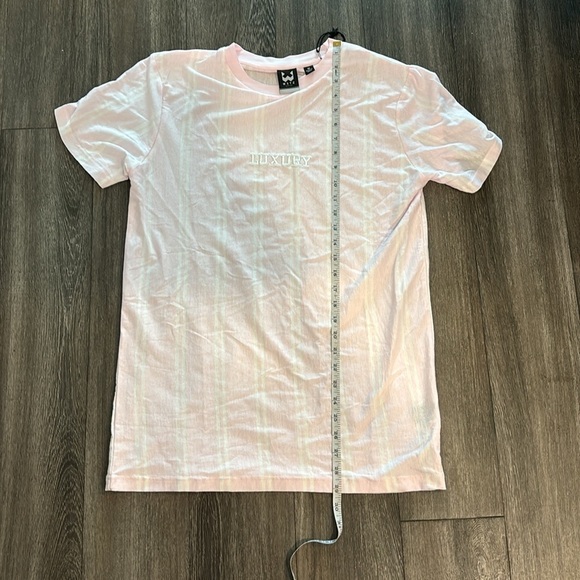 Men’s WXYZ mfg.co light pink vertical striped short sleeve T-Shirt Size … - Picture 4 of 9